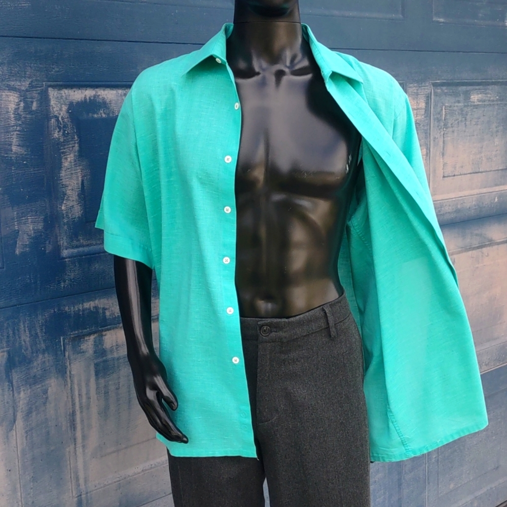 Countess Mara Men's Cotton Bend Luxury Short Sleeve Summer Shirt.